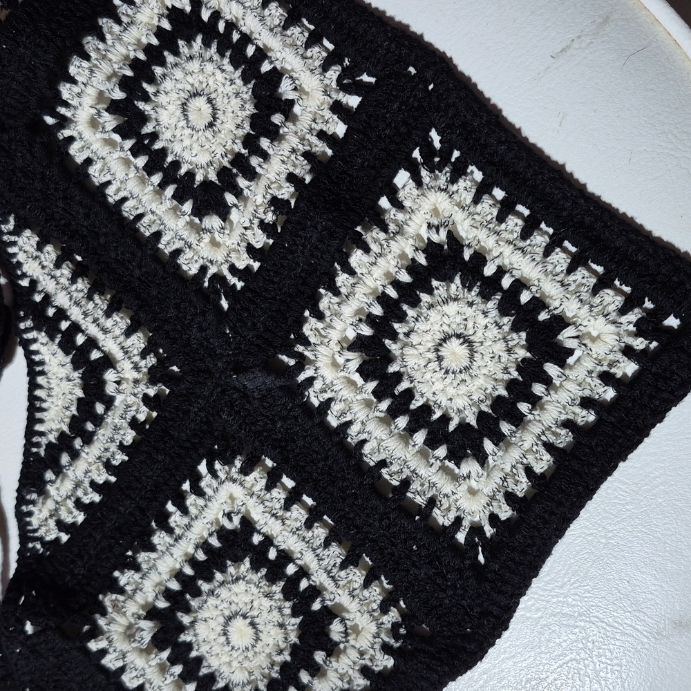 Crochet Black and Cream Hair Tie/Head Cover. - Picture 3 of 5